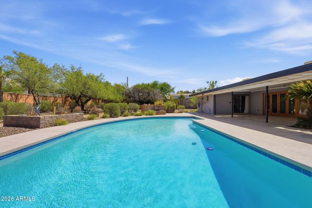 5822 N 23RD Place, Phoenix, AZ 85016
