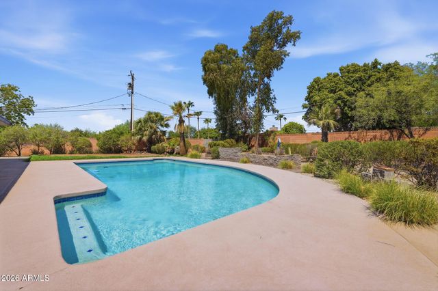 5822 N 23RD Place, Phoenix, AZ 85016