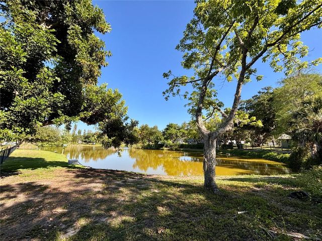 6104 26TH AVENUE E, Bradenton, FL 34208