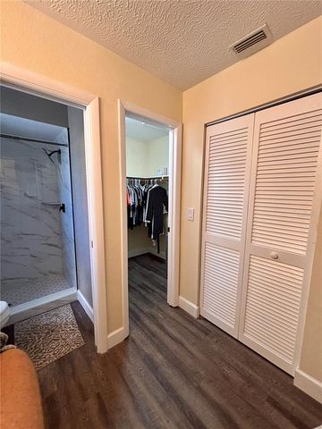 6104 26TH AVENUE E, Bradenton, FL 34208