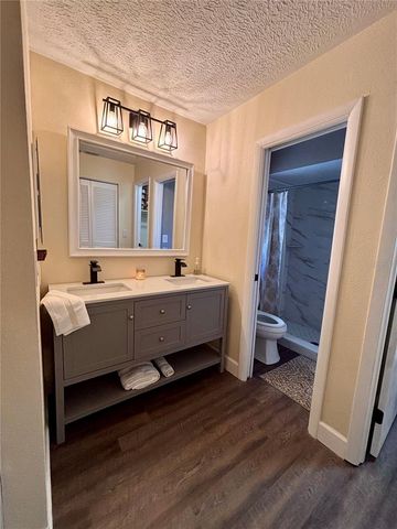 6104 26TH AVENUE E, Bradenton, FL 34208