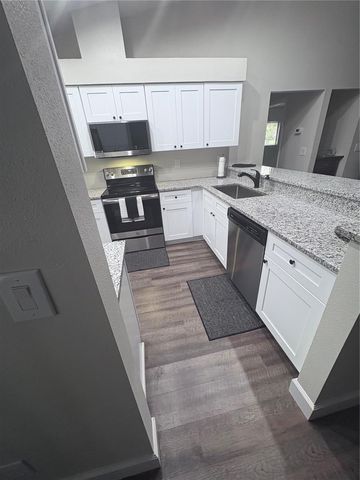 6104 26TH AVENUE E, Bradenton, FL 34208