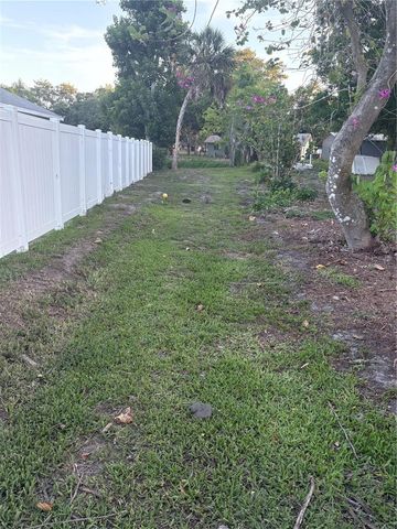 6104 26TH AVENUE E, Bradenton, FL 34208