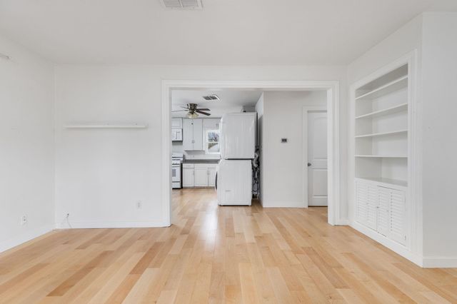 4511 Avenue D, Austin, TX 78751