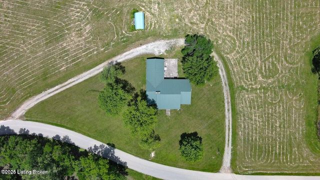 360 Pumpkin Rd, Shepherdsville, KY 40165