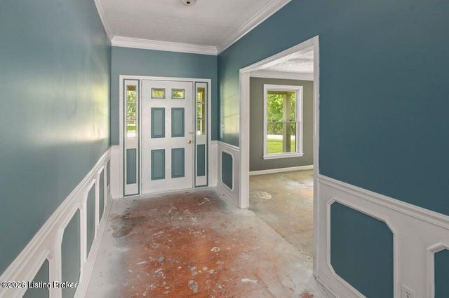 360 Pumpkin Rd, Shepherdsville, KY 40165