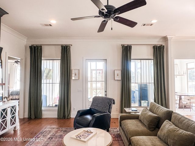 120 Greenway Lane, Madison, MS 39110