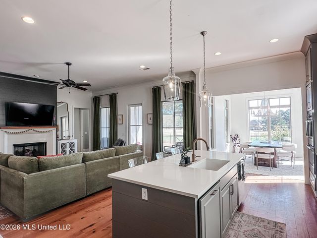 120 Greenway Lane, Madison, MS 39110