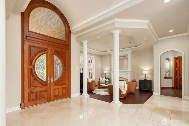 18212 244th Avenue NE, Woodinville, WA 98077