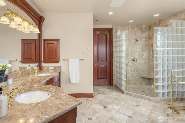 18212 244th Avenue NE, Woodinville, WA 98077