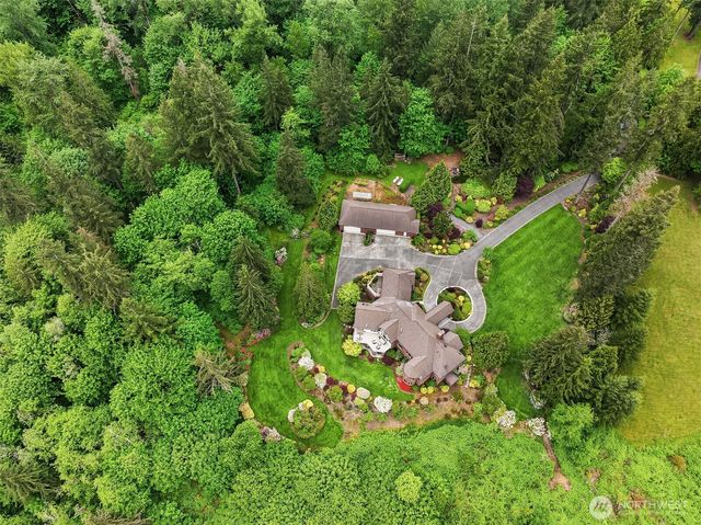 18212 244th Avenue NE, Woodinville, WA 98077