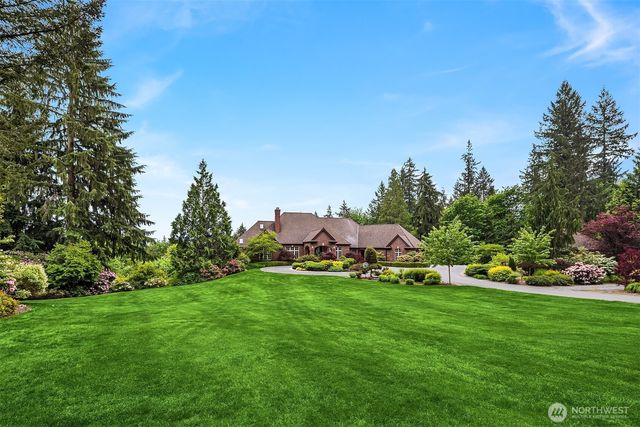 18212 244th Avenue NE, Woodinville, WA 98077