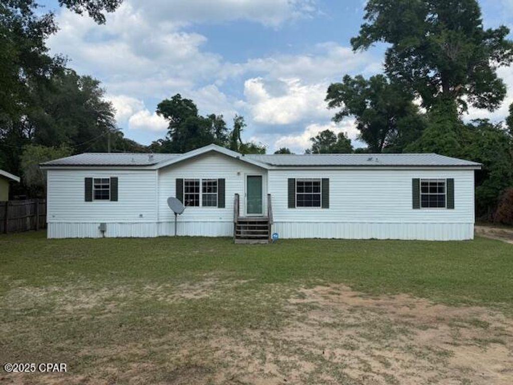 12696 NW Shuler Lane, Bristol, FL 32321