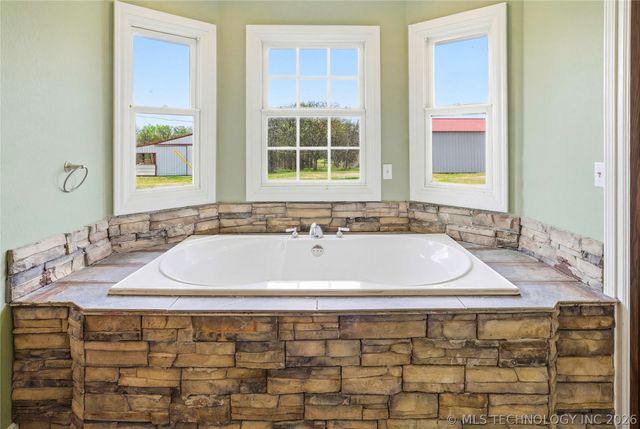 8770 W Gassaway, Hulbert, OK 74441