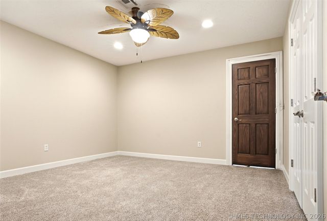 8770 W Gassaway, Hulbert, OK 74441