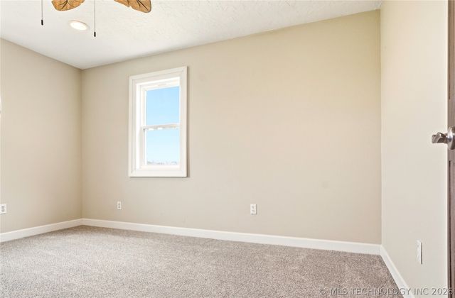 8770 W Gassaway, Hulbert, OK 74441