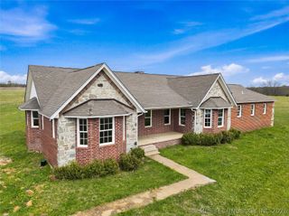 8770 W Gassaway, Hulbert, OK 74441