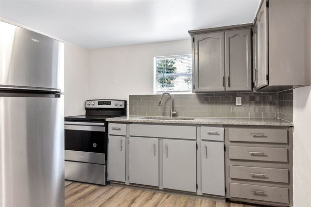 107 E 11th, Kemp, TX 75143