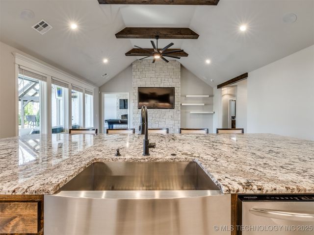 3413 N Narcissus Avenue, Broken Arrow, OK 74012