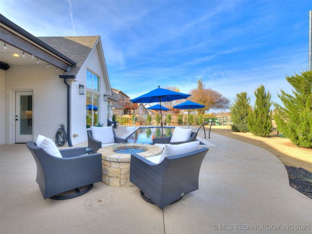 3413 N Narcissus Avenue, Broken Arrow, OK 74012