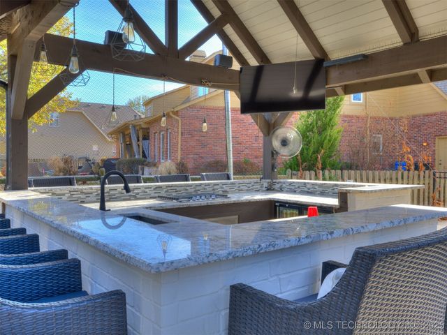 3413 N Narcissus Avenue, Broken Arrow, OK 74012