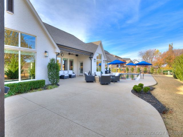 3413 N Narcissus Avenue, Broken Arrow, OK 74012