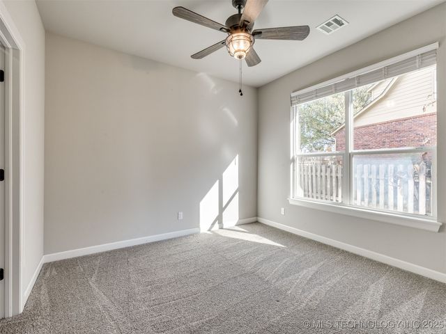 3413 N Narcissus Avenue, Broken Arrow, OK 74012