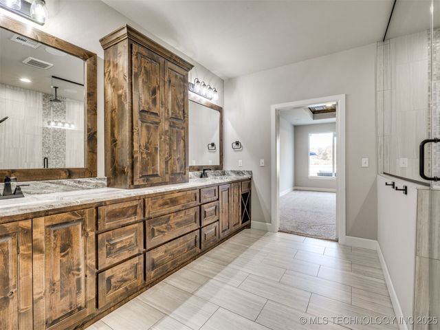 3413 N Narcissus Avenue, Broken Arrow, OK 74012