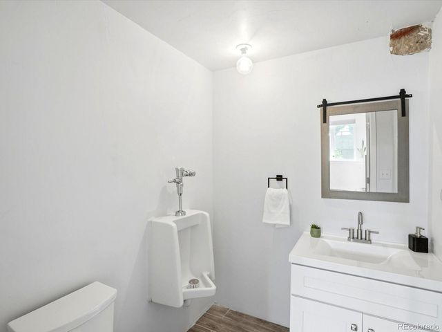 4400 W 46th Avenue 101, Denver, CO 80212