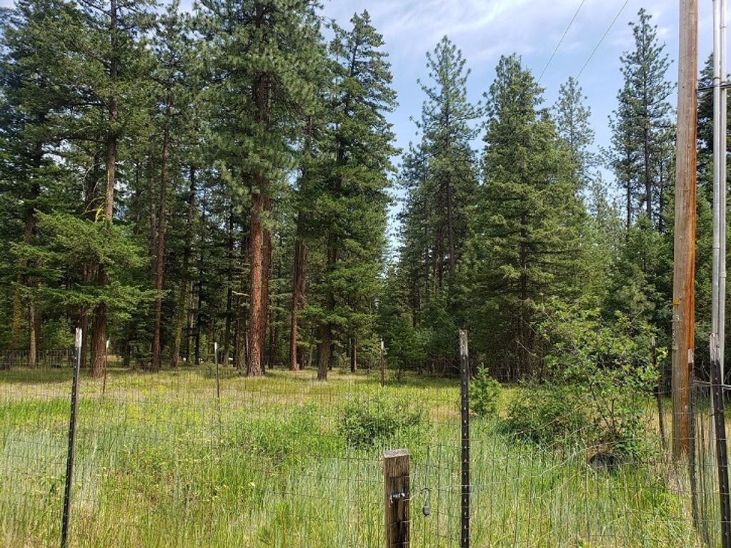 Image 6 of property listing at 19425 Pond Road, Frenchtown, MT 59834