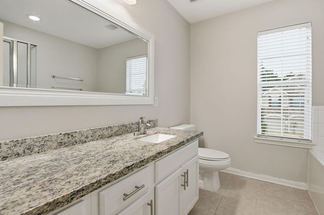 16019 Summerville Lake Drive, Tomball, TX 77377