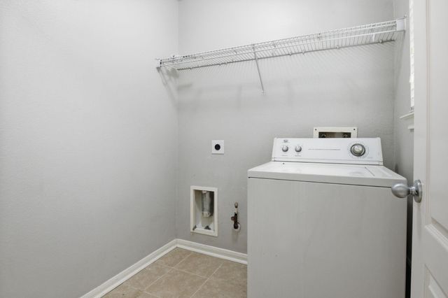 16019 Summerville Lake Drive, Tomball, TX 77377