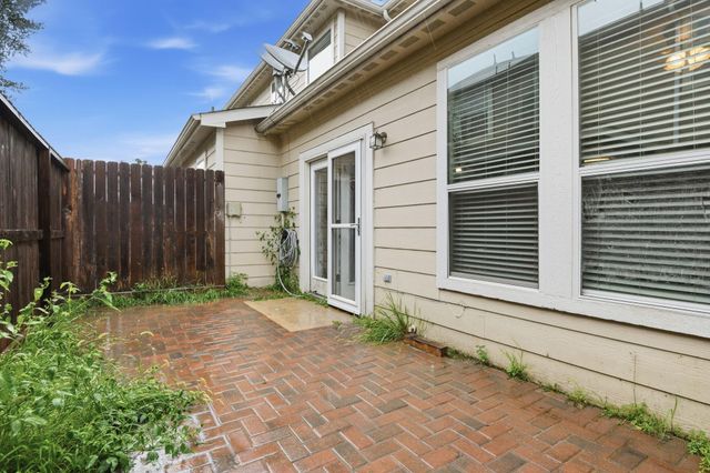 16019 Summerville Lake Drive, Tomball, TX 77377