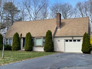 9 Halyard Way, Centerville, MA 02632