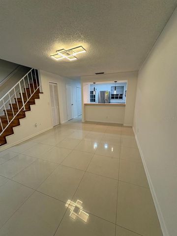 13870 STONE MILL WAY, Tampa, FL 33613