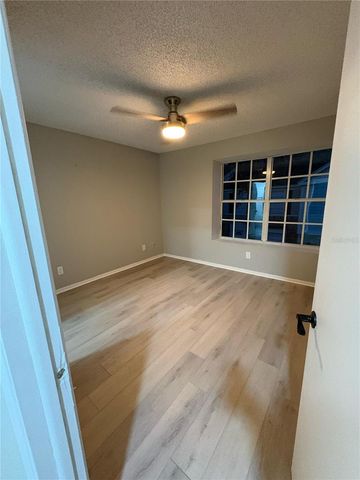 13870 STONE MILL WAY, Tampa, FL 33613