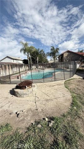 42012 Manchester, Hemet, CA 92544
