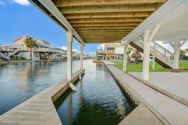 21804 Frio Drive, Galveston, TX 77554