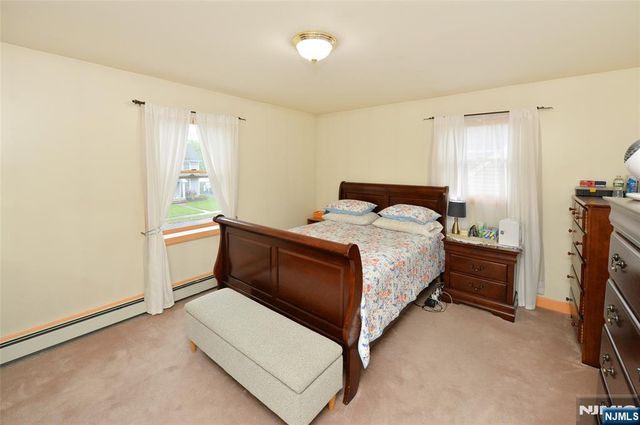 11-01 1st Street, Fair Lawn, NJ 07410