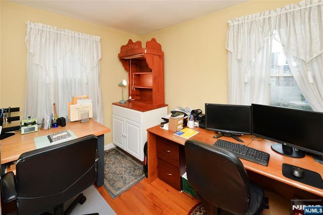 11-01 1st Street, Fair Lawn, NJ 07410