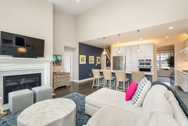 65 Glen Ellen Blvd 65, Millis, MA 02054