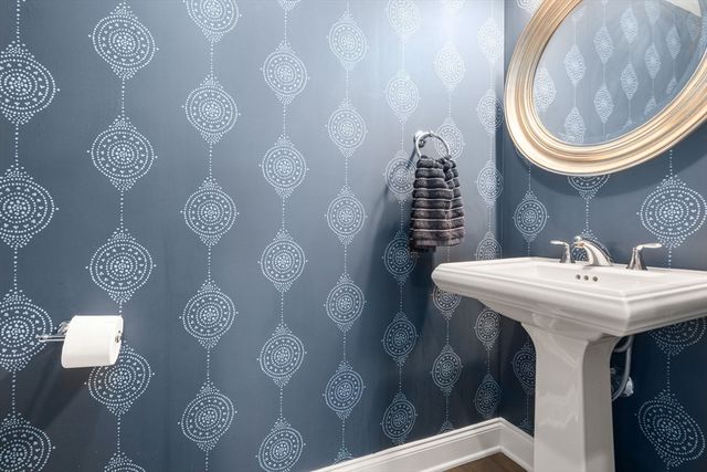 65 Glen Ellen Blvd 65, Millis, MA 02054