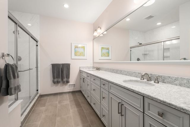 65 Glen Ellen Blvd 65, Millis, MA 02054