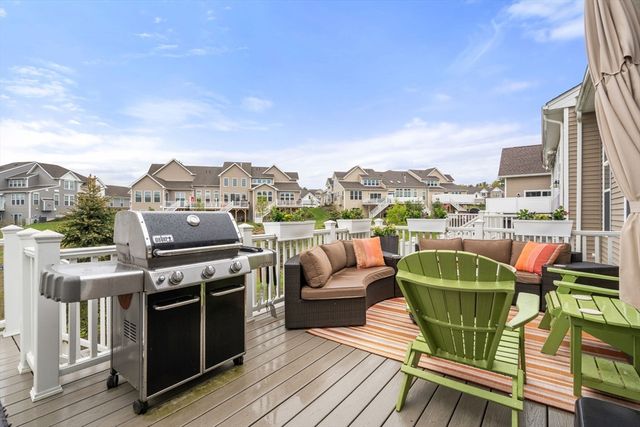 65 Glen Ellen Blvd 65, Millis, MA 02054