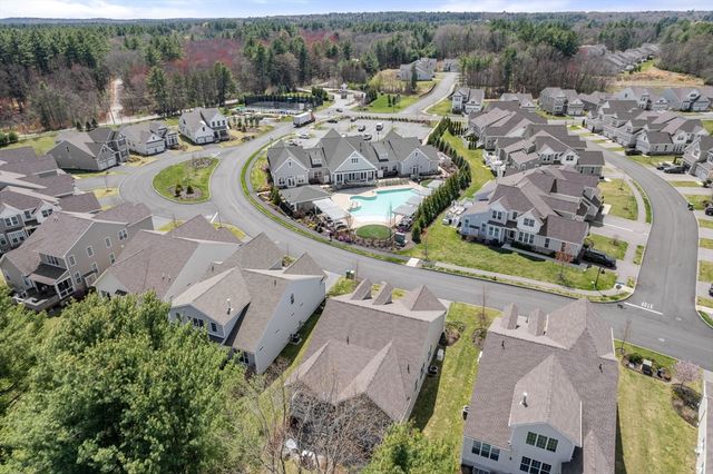 65 Glen Ellen Blvd 65, Millis, MA 02054