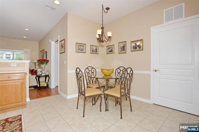 8107 Warrens Way, Wanaque, NJ 07465