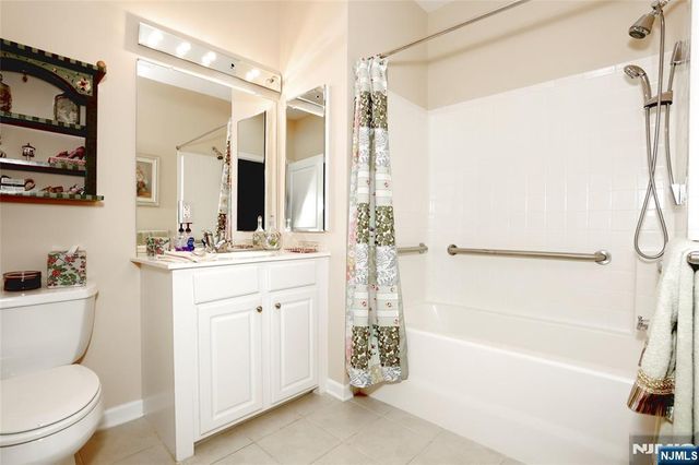 8107 Warrens Way, Wanaque, NJ 07465