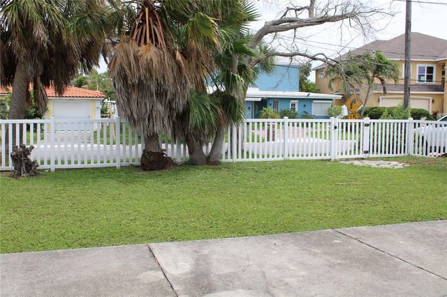 14187 W PARSLEY DRIVE, Madeira Beach, FL 33708