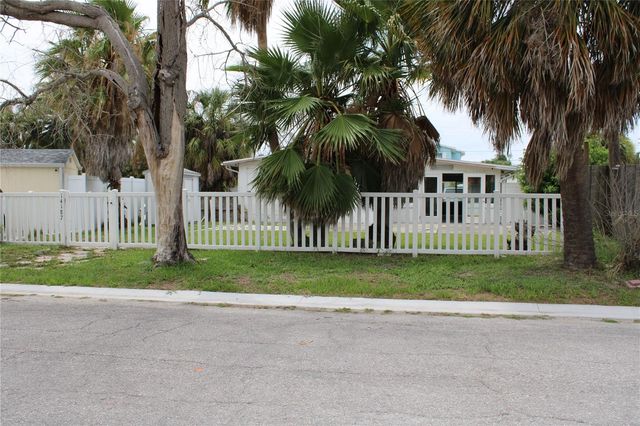 14187 W PARSLEY DRIVE, Madeira Beach, FL 33708