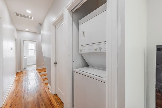 844 N Laramie Avenue, Chicago, IL 60651